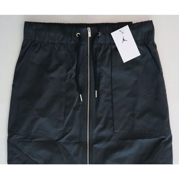 Jordan HF9462-010 Women's Sz Small Black Chicago 2-Way Front Zip Skirt - Picture 7 of 12